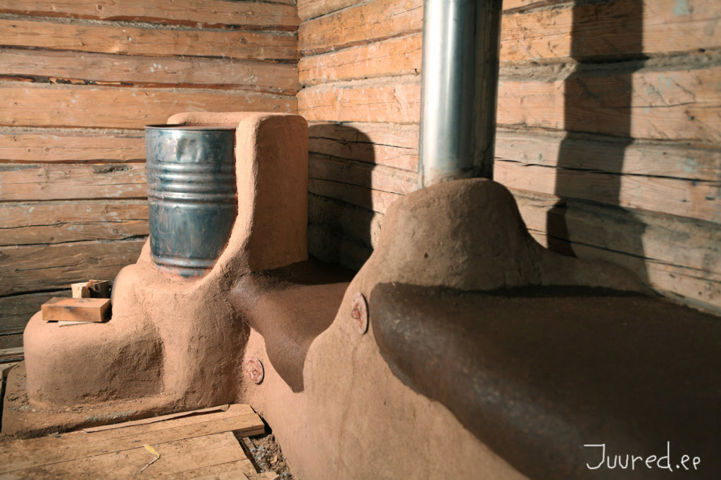 Juured Mass Rocket Stove