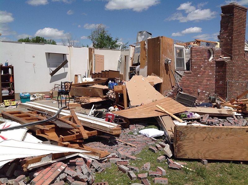 tornadoes destroyed house